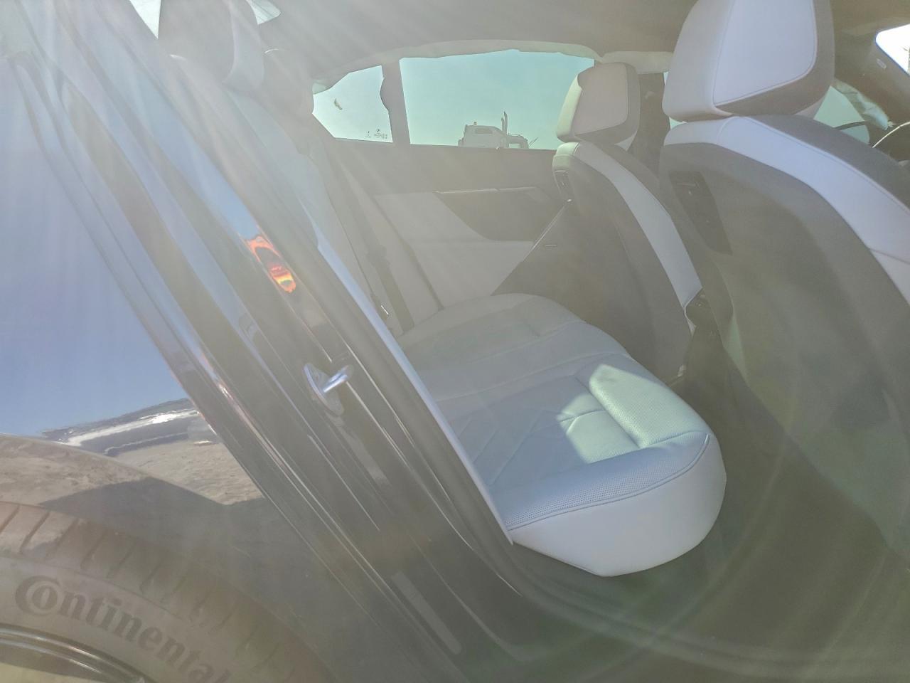 2026 BMW i5