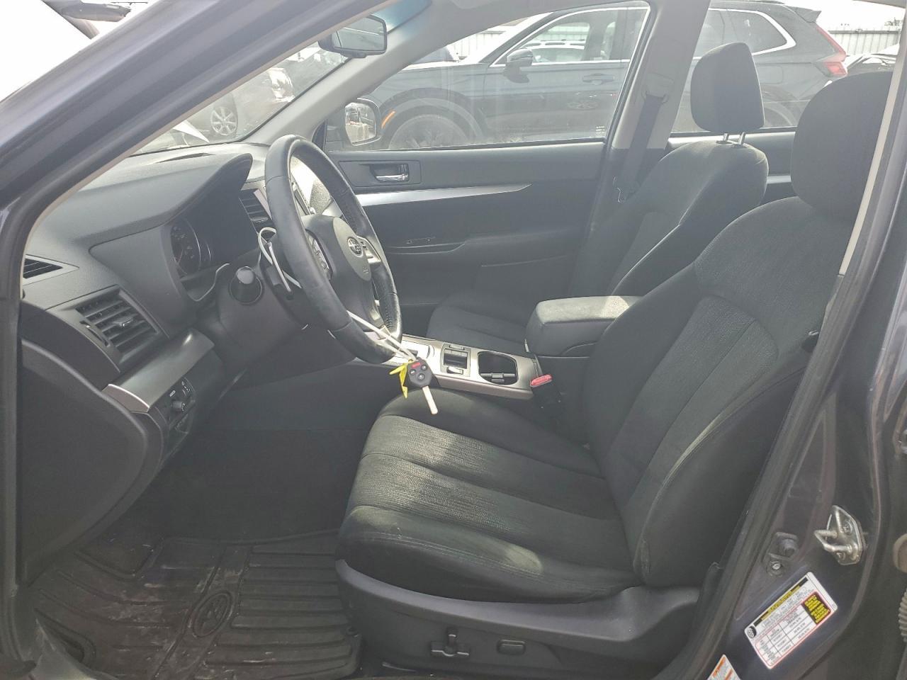 2014 SUBARU Legacy