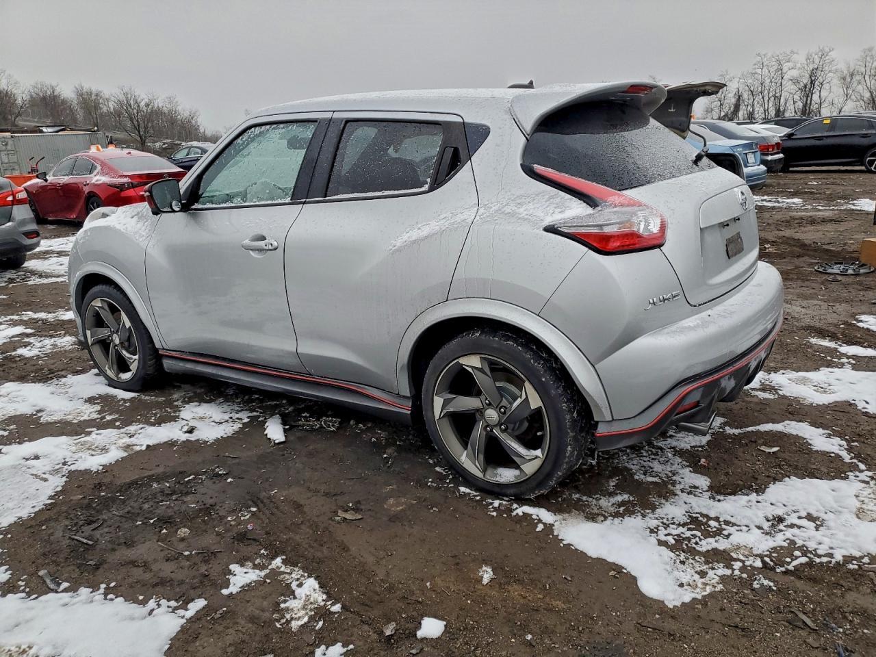 2015 NISSAN Juke