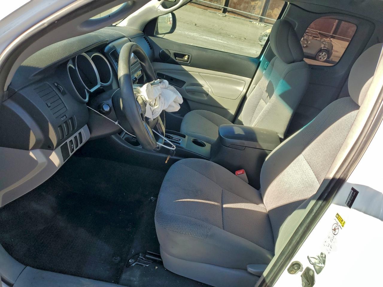 2012 TOYOTA TACOMA