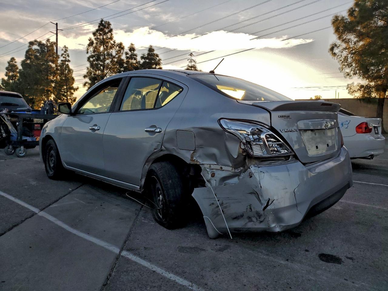 2019 NISSAN VERSA
