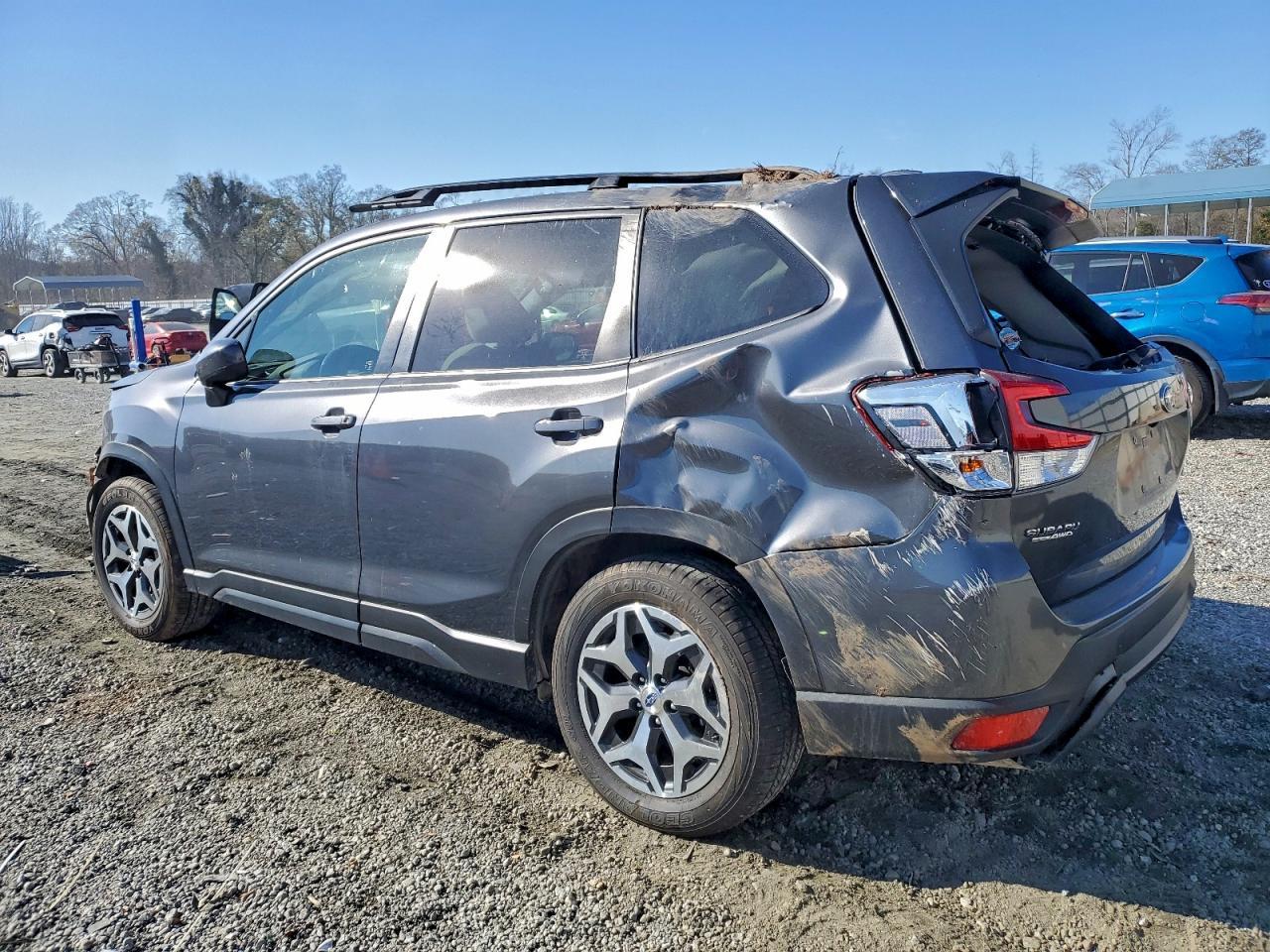 2023 SUBARU FORESTER