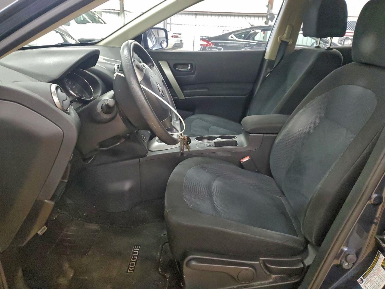2014 NISSAN ROGUE