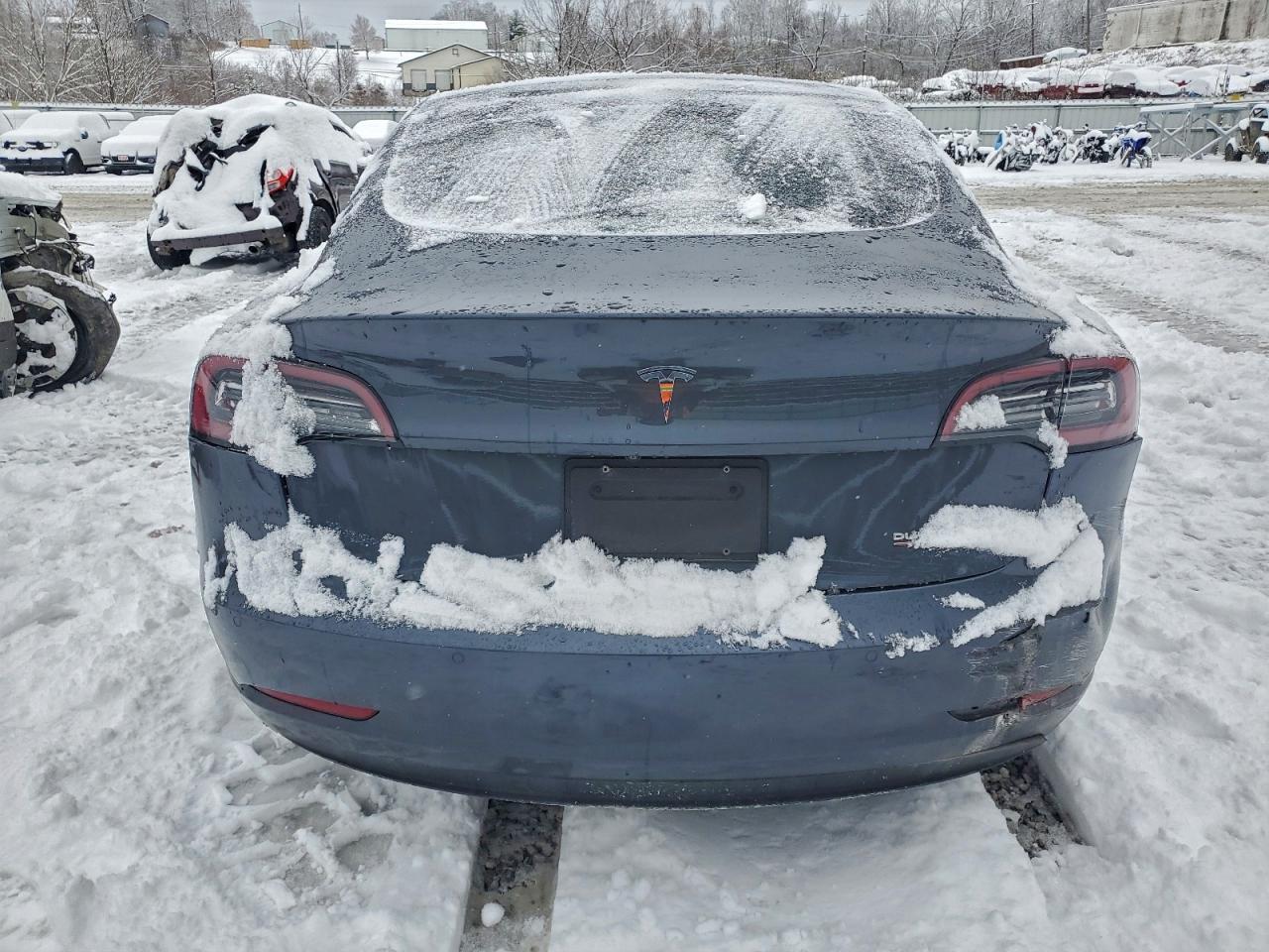 2020 TESLA MODEL 3