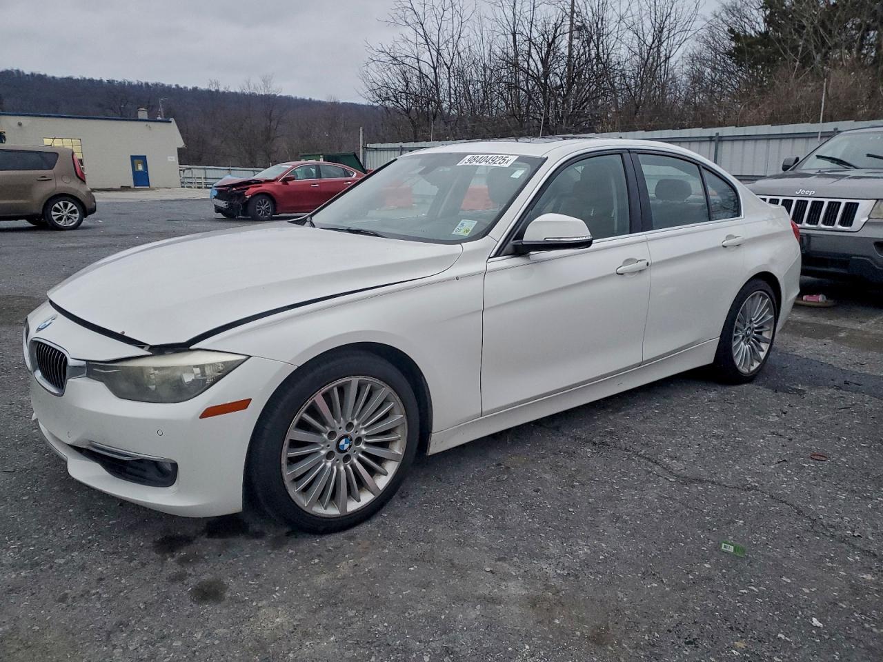 2013 BMW 3 SERIES