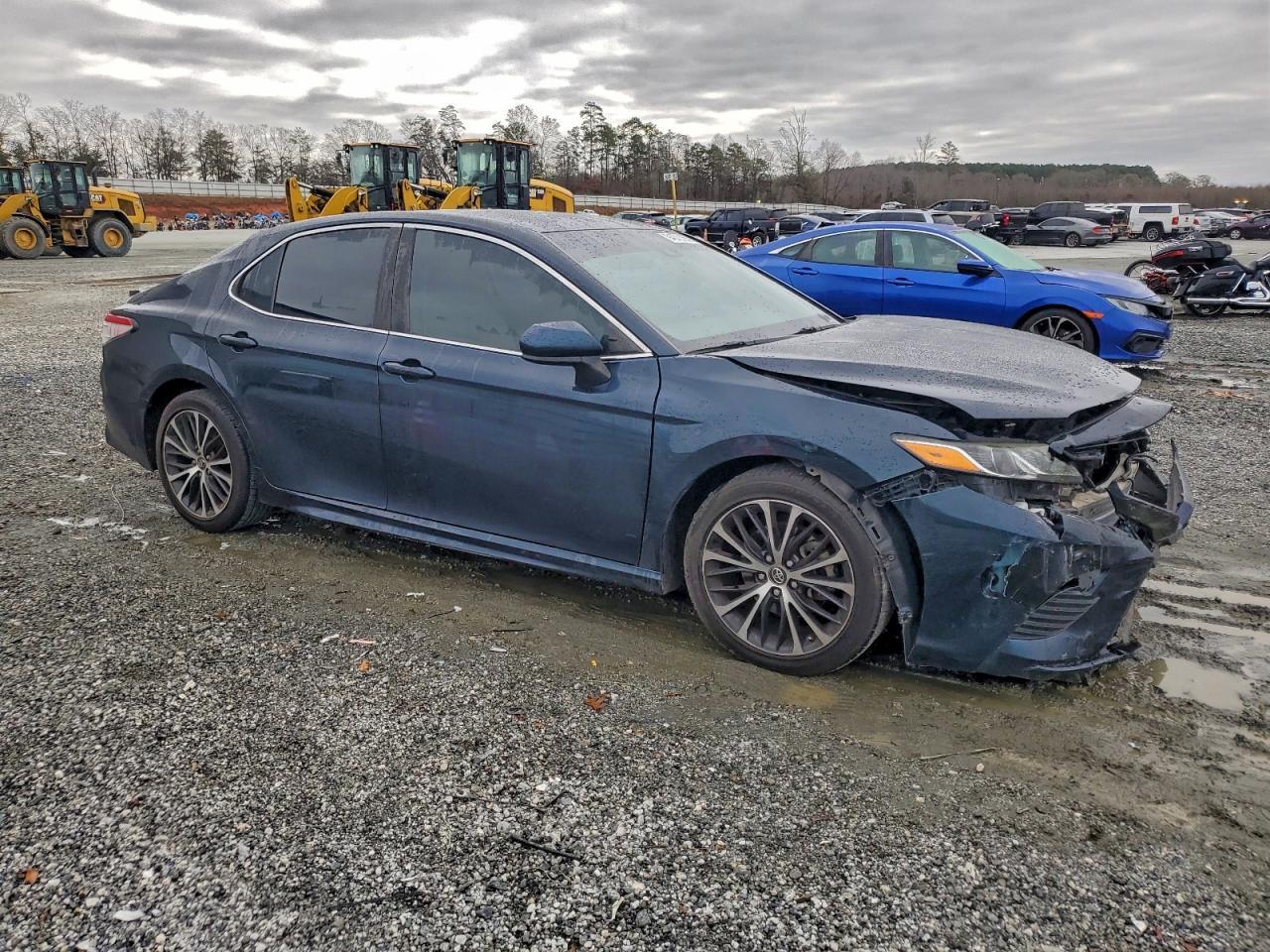 2019 TOYOTA CAMRY