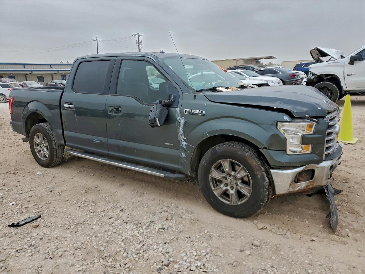 2015 FORD F-150