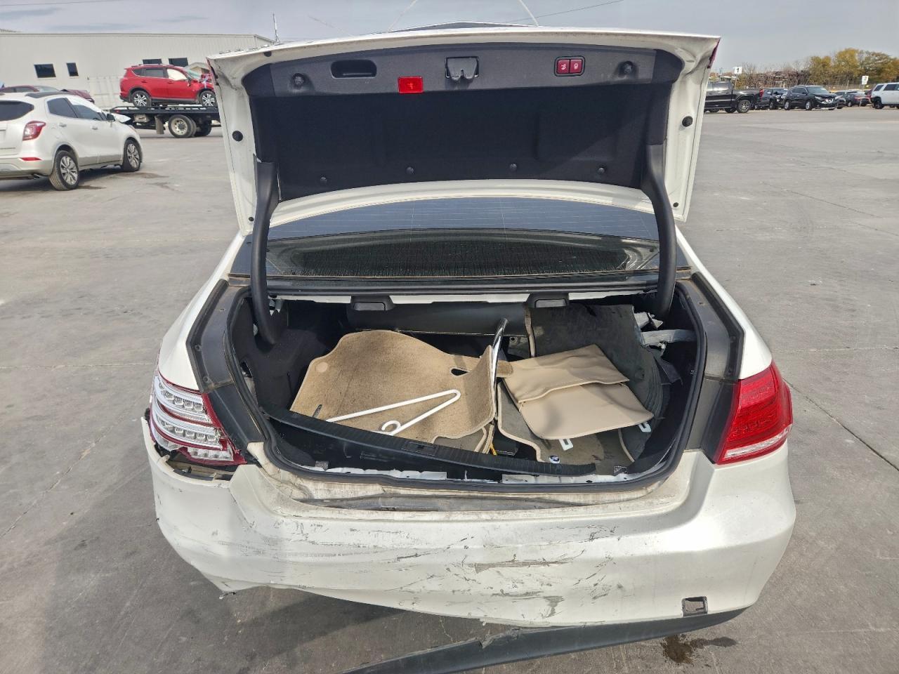 2014 MERCEDES-BENZ E-Class