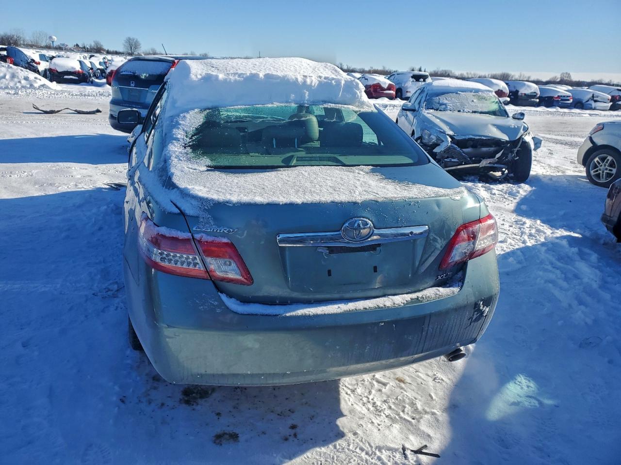2011 TOYOTA CAMRY