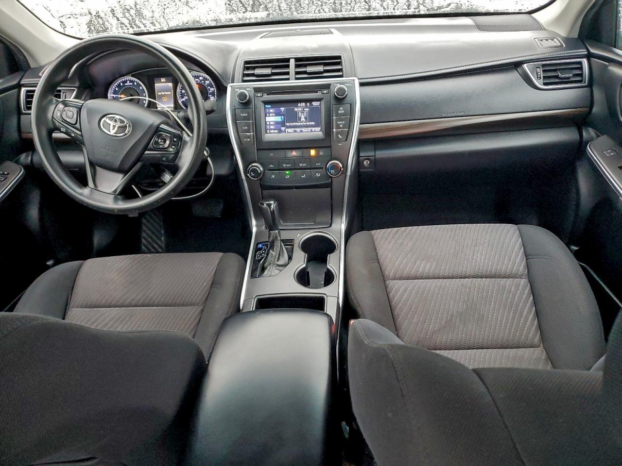 2016 TOYOTA CAMRY