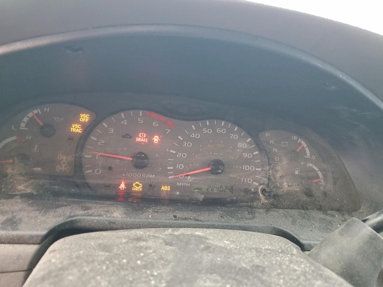2003 TOYOTA Sequoia