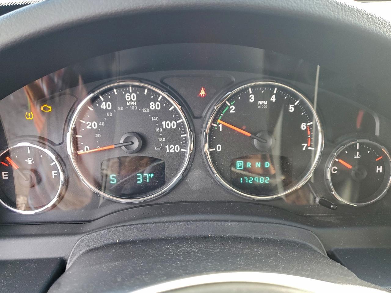 2012 JEEP Liberty