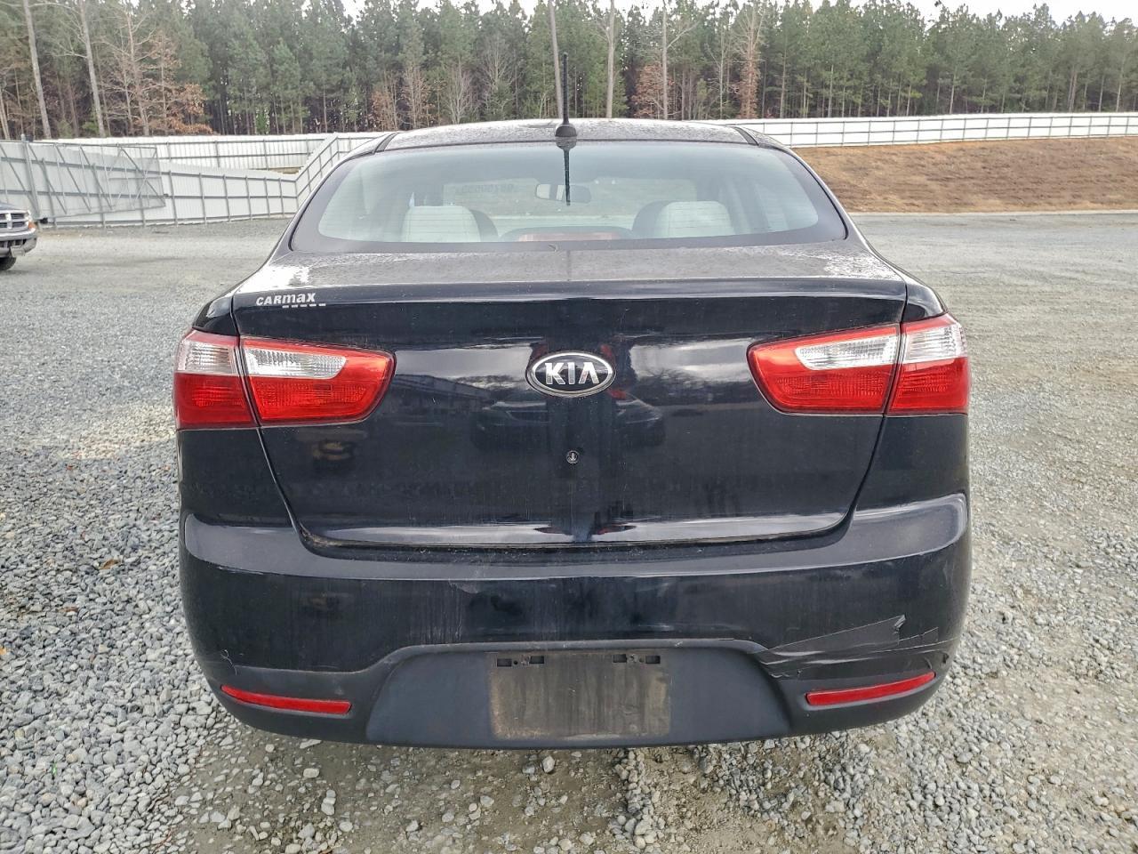 2013 KIA RIO