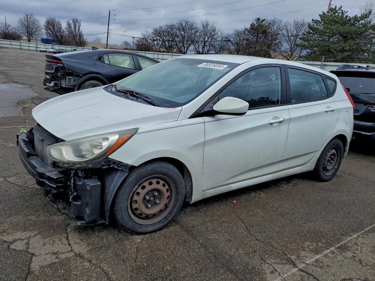 2013 HYUNDAI ACCENT