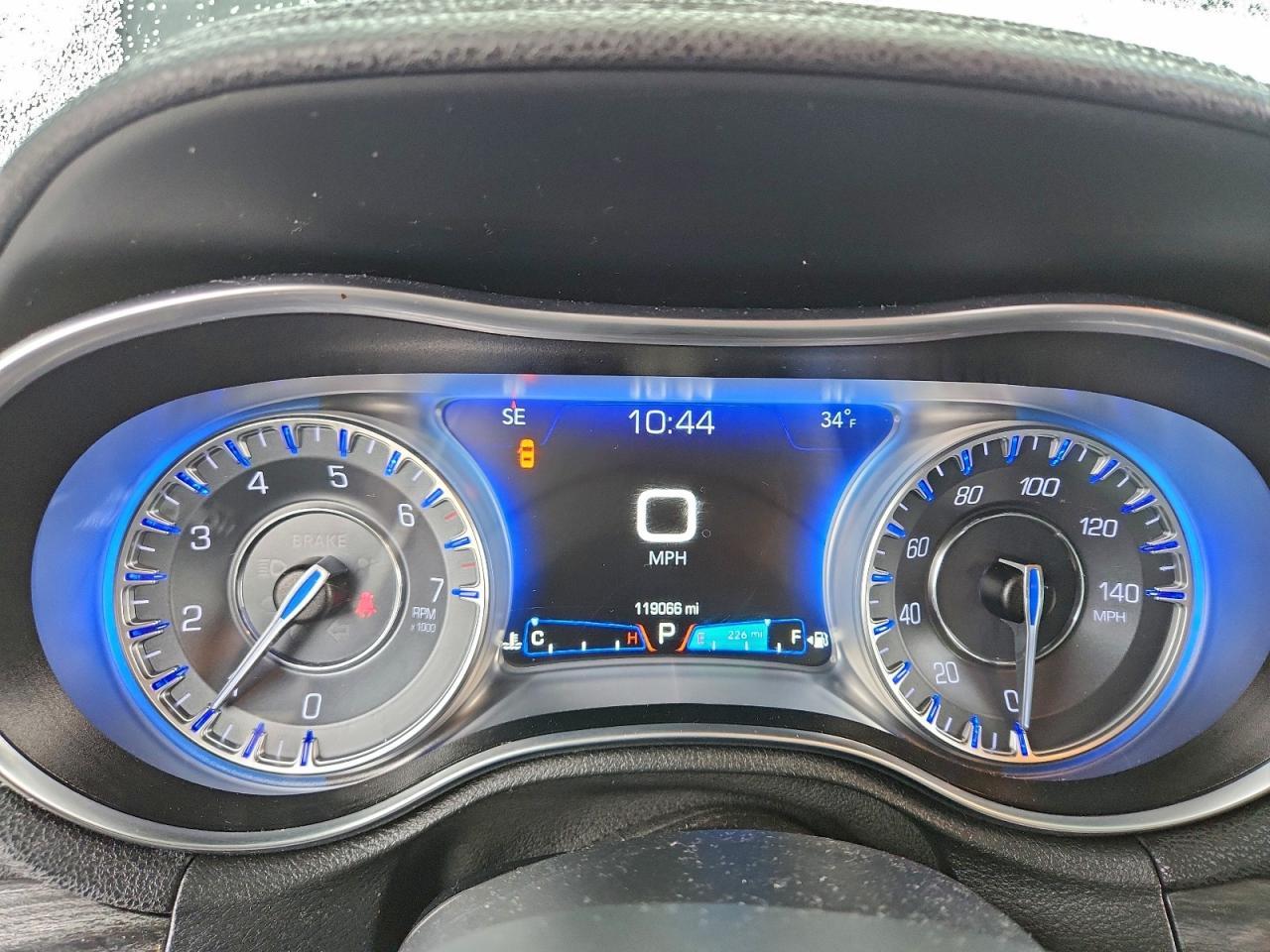2018 CHRYSLER 300