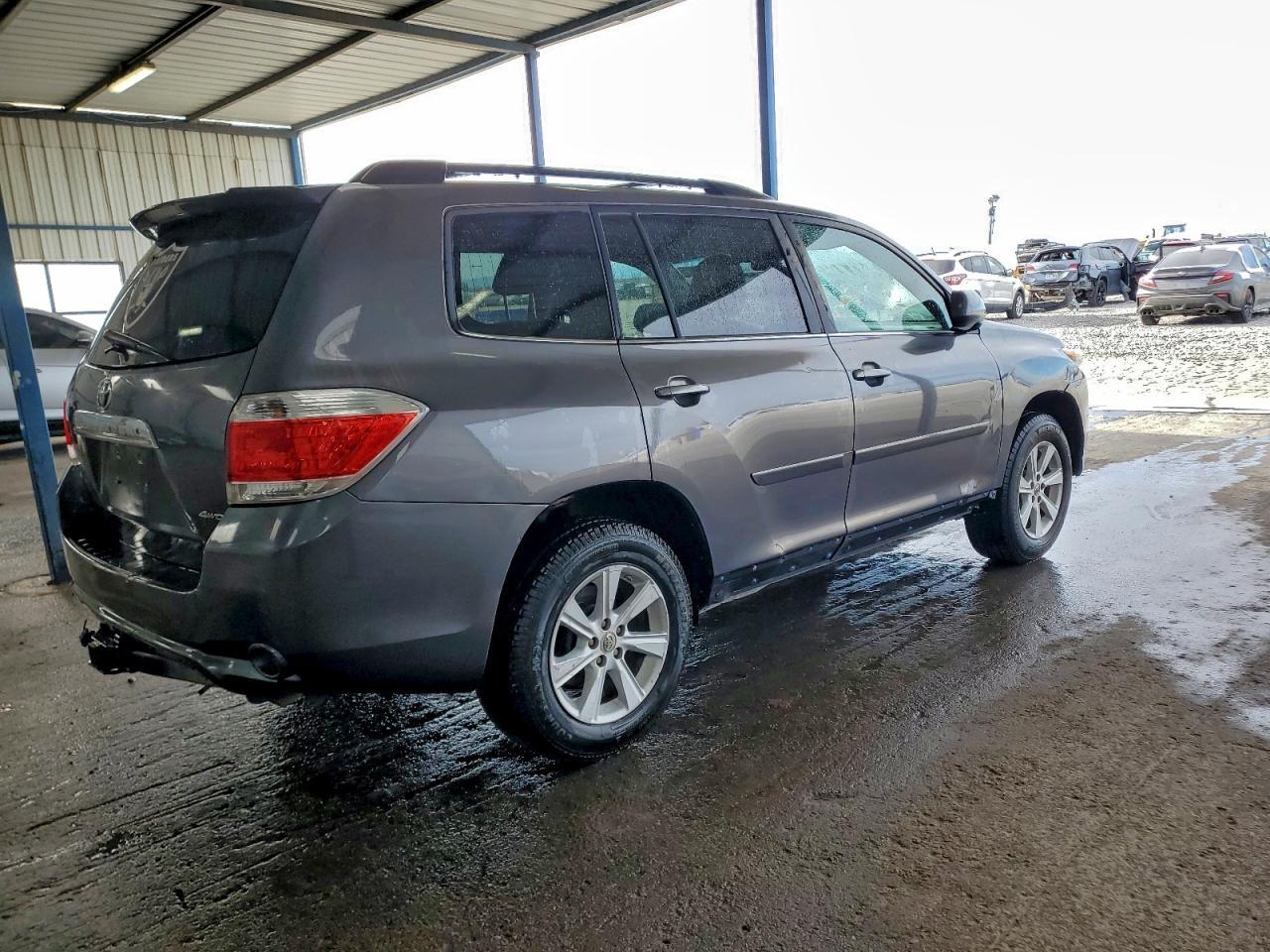 2012 TOYOTA HIGHLANDER