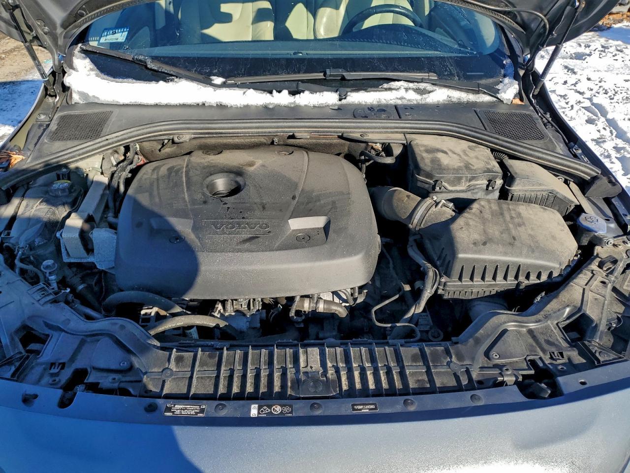 2018 VOLVO S60