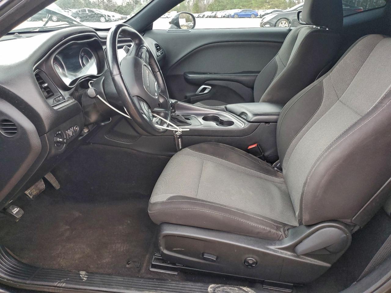 2015 DODGE Challenger