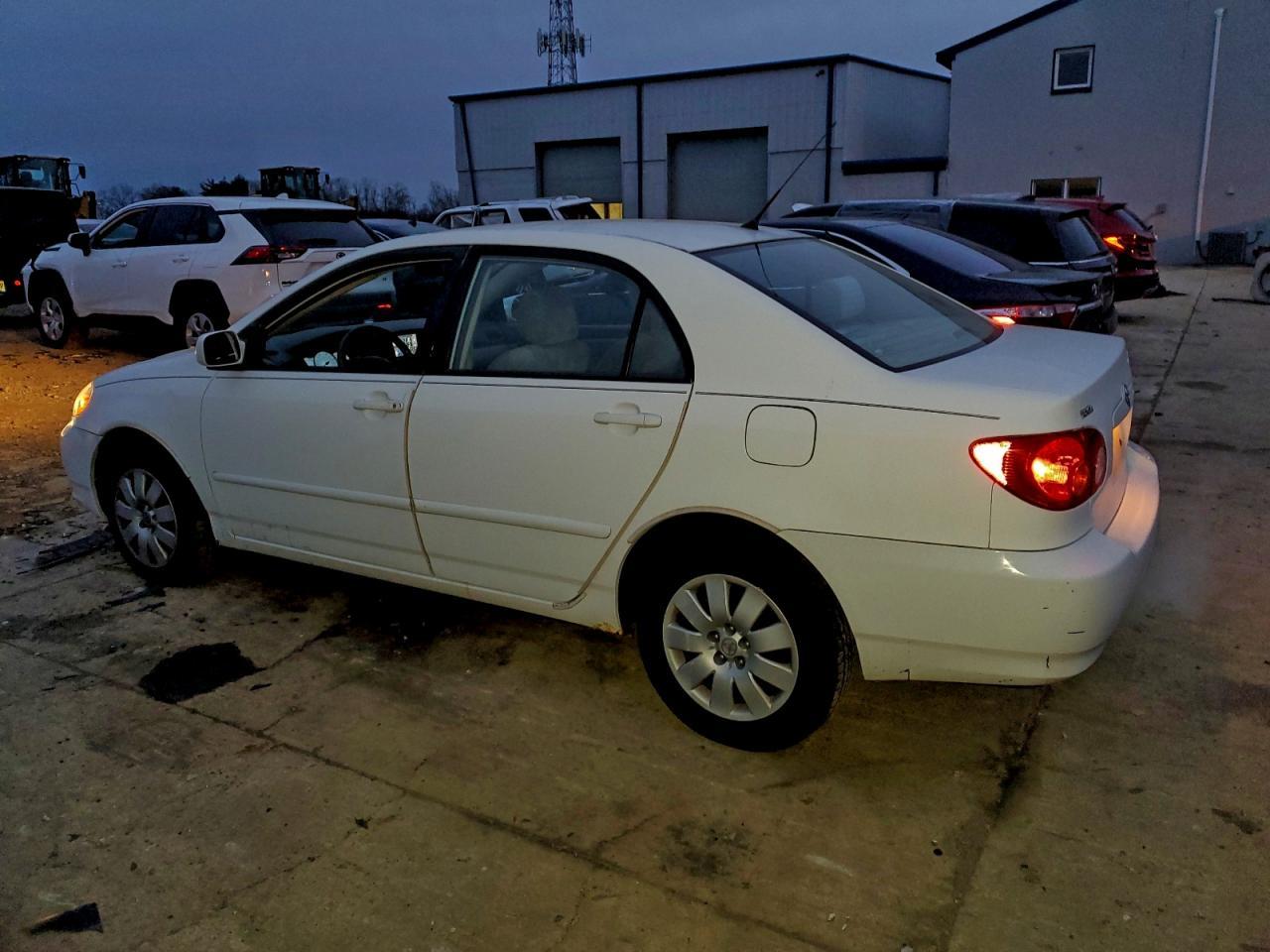 2004 TOYOTA COROLLA