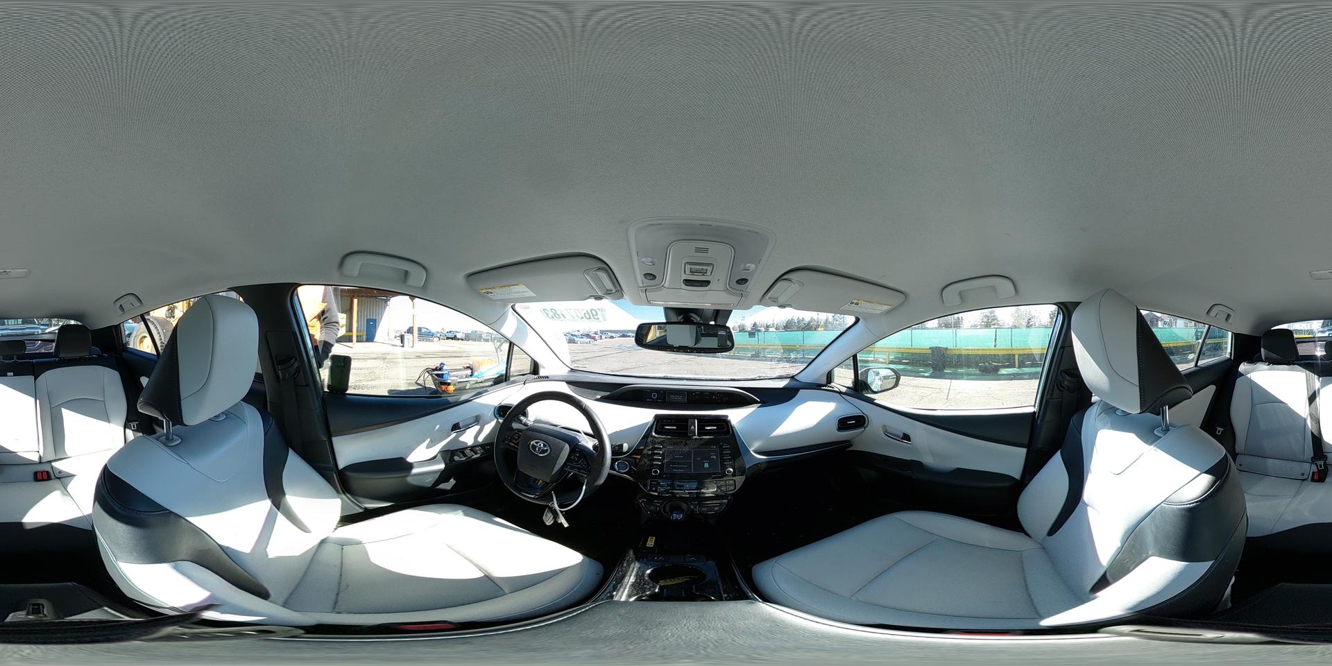 2022 TOYOTA PRIUS