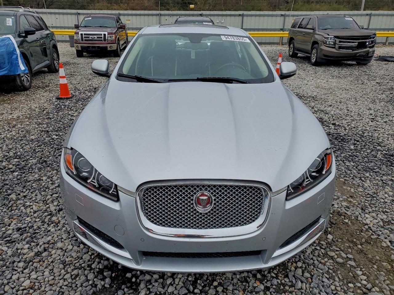 2015 JAGUAR XF