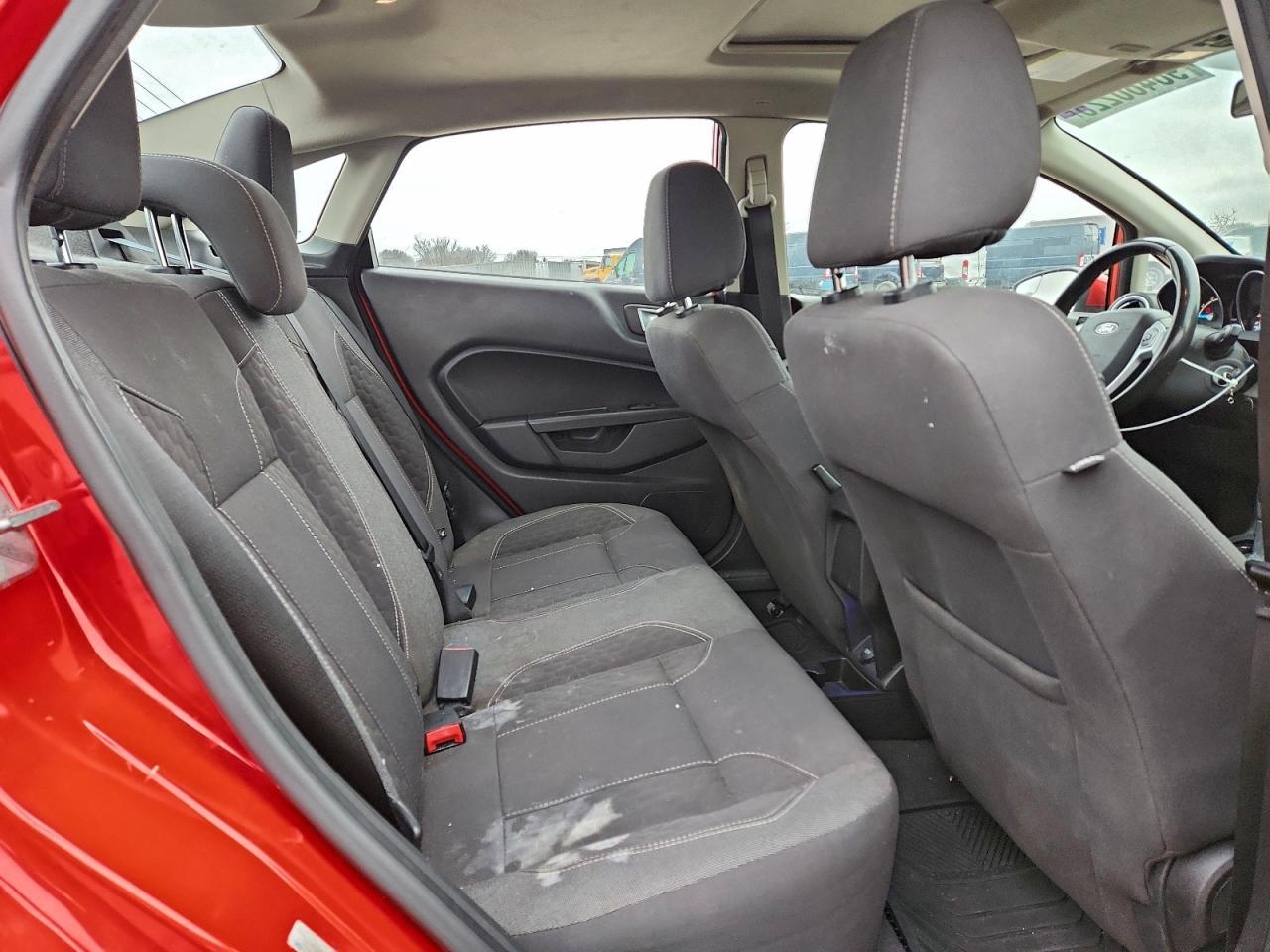2014 FORD Fiesta