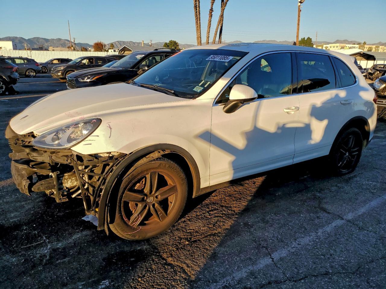 2011 PORSCHE CAYENNE