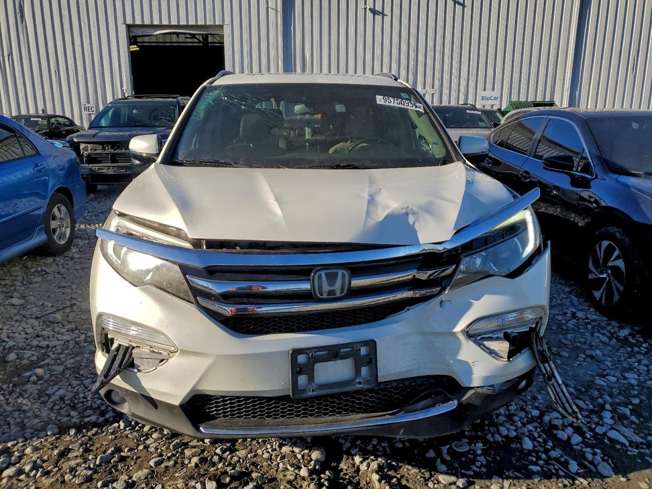 2016 HONDA PILOT