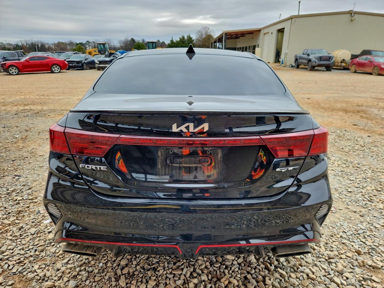2023 KIA FORTE
