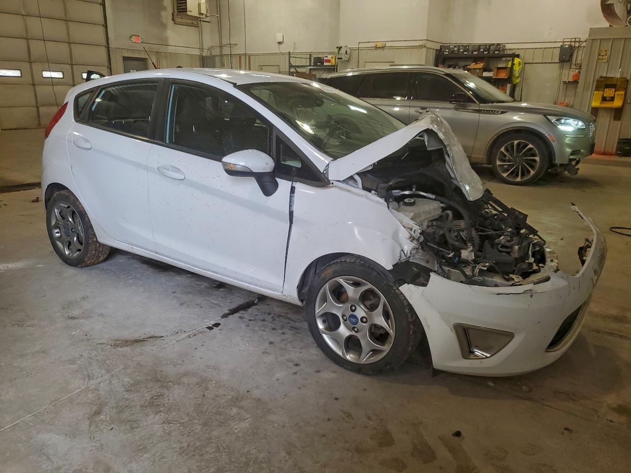 2012 FORD Fiesta