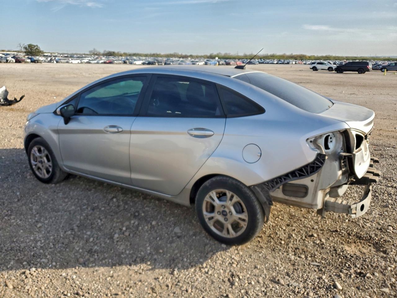 2014 FORD Fiesta