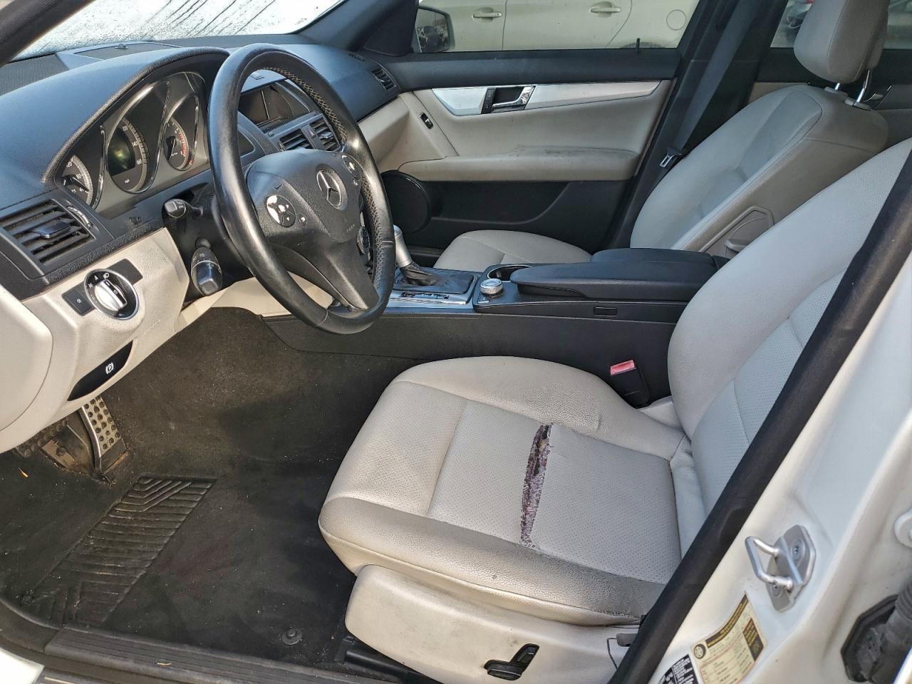 2011 MERCEDES-BENZ C-CLASS