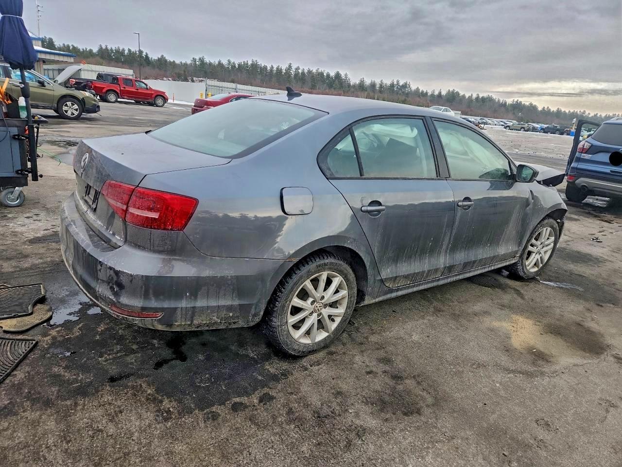 2015 VOLKSWAGEN JETTA