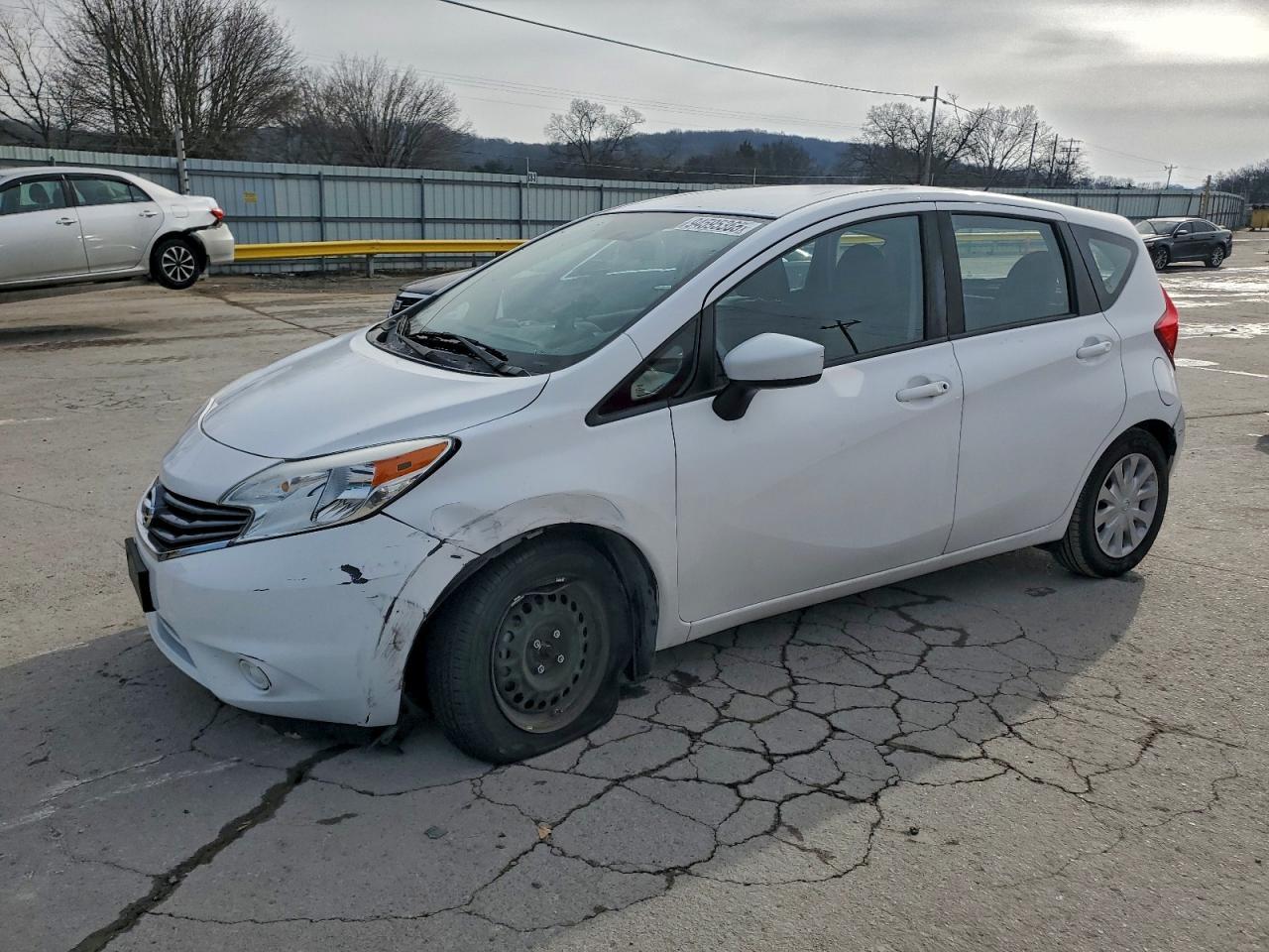 2016 NISSAN Versa Note