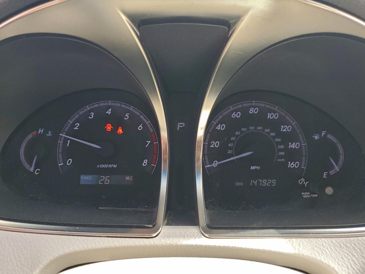 2011 TOYOTA Avalon