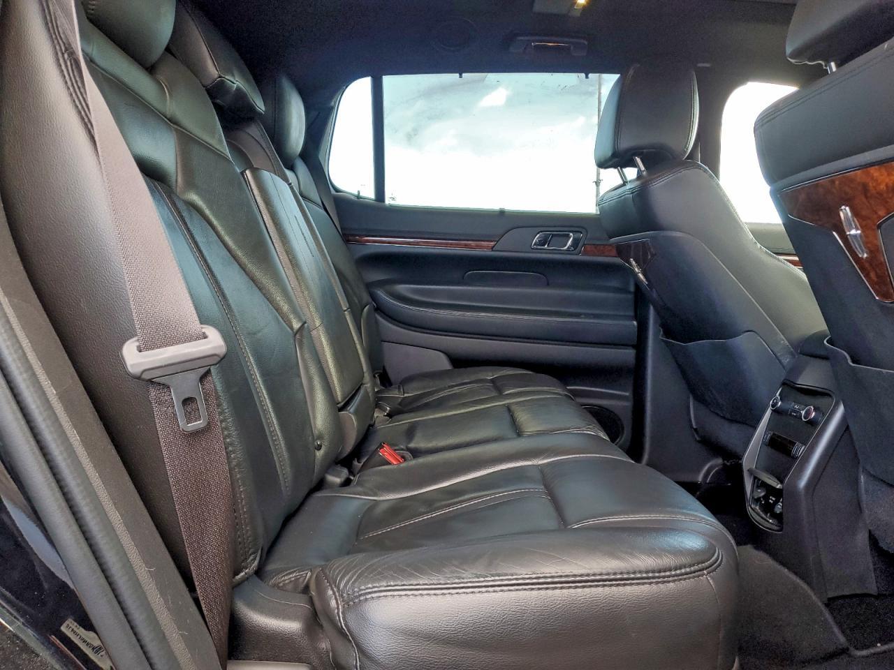 2019 LINCOLN MKT