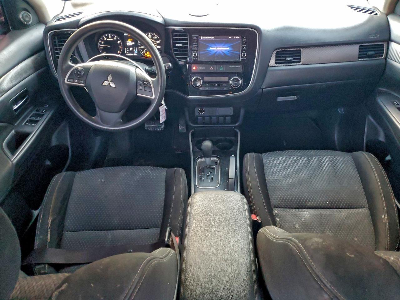 2018 MITSUBISHI outlander