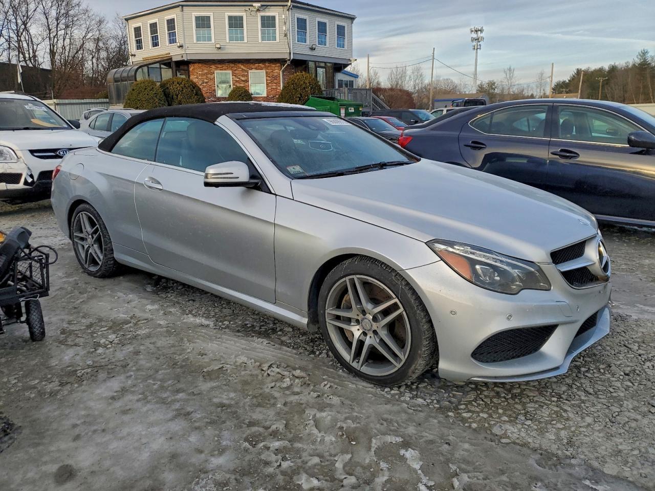 2014 MERCEDES-BENZ E-Class