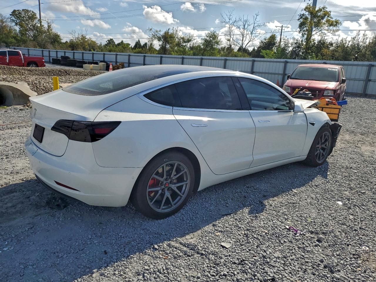 2019 TESLA MODEL 3