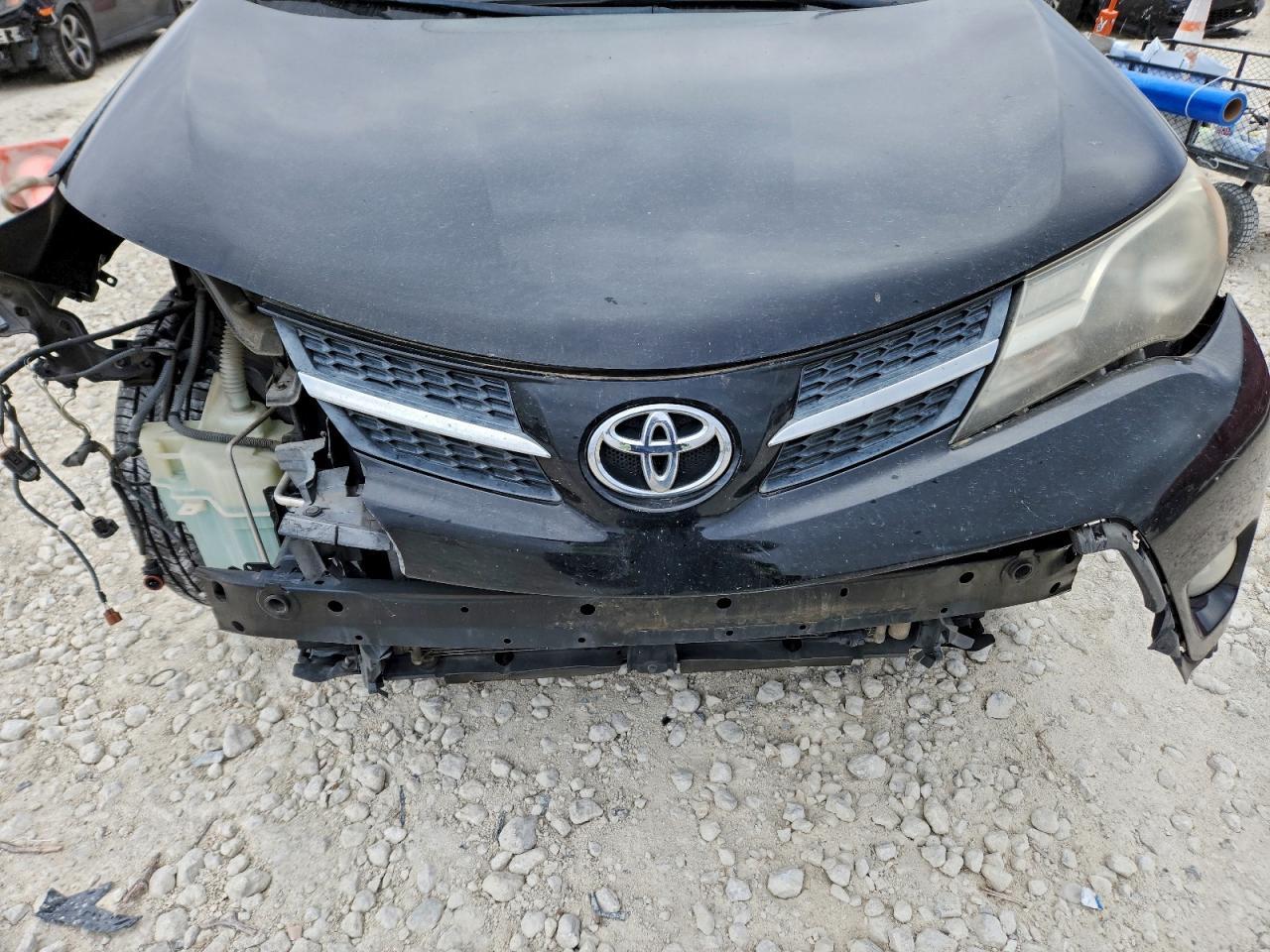 2014 TOYOTA RAV4