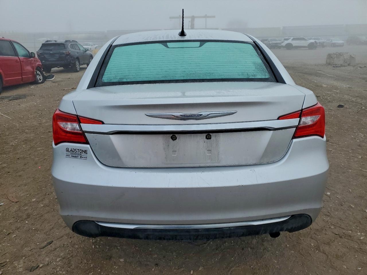 2012 CHRYSLER 200