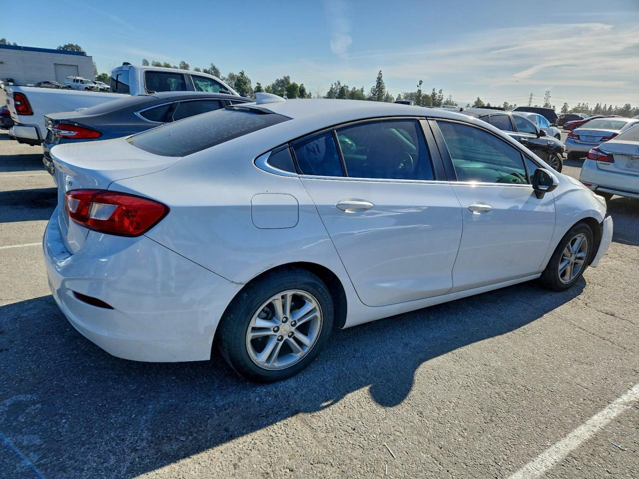 2018 CHEVROLET CRUZE