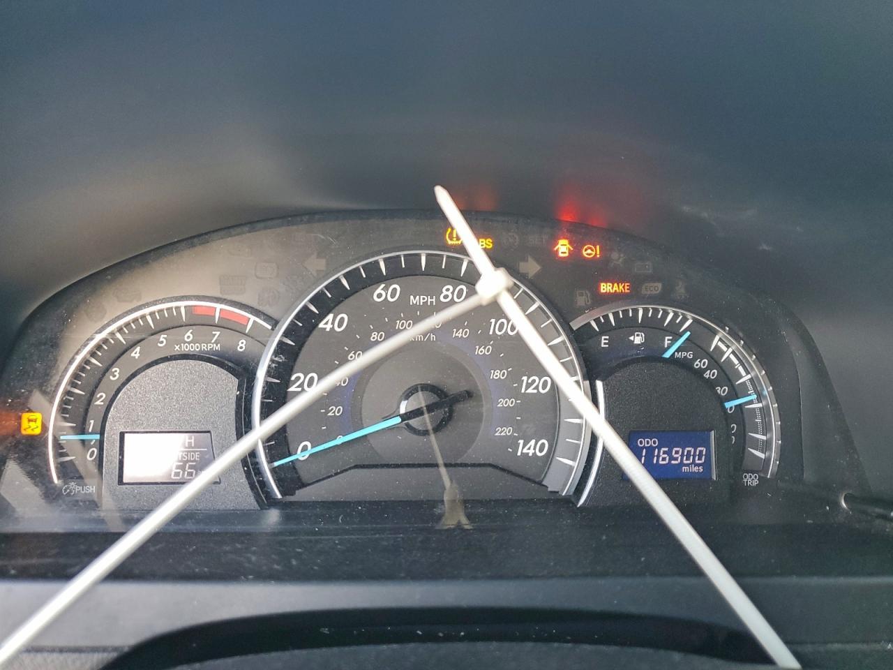 2013 TOYOTA CAMRY