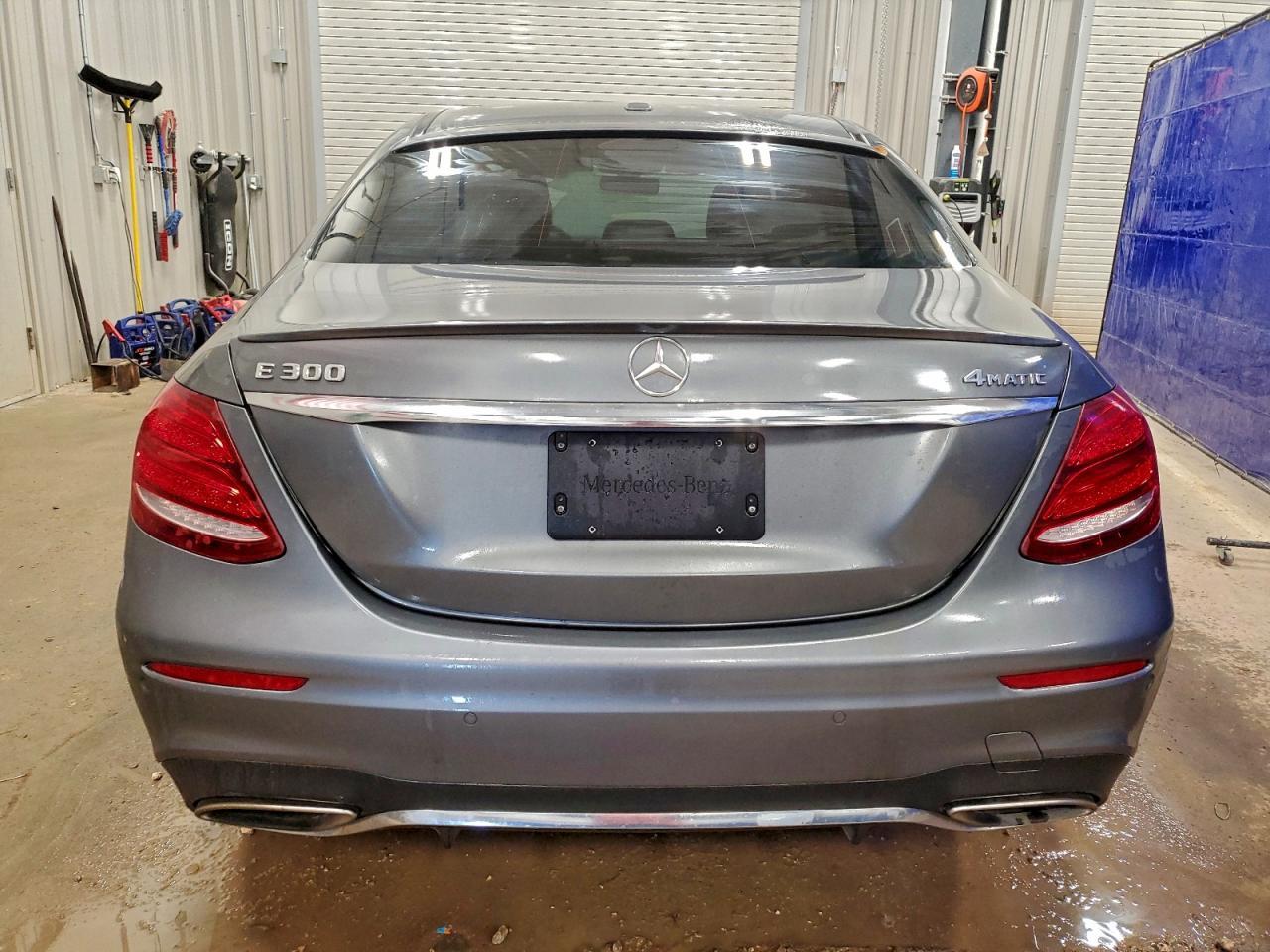 2017 MERCEDES-BENZ E-Class