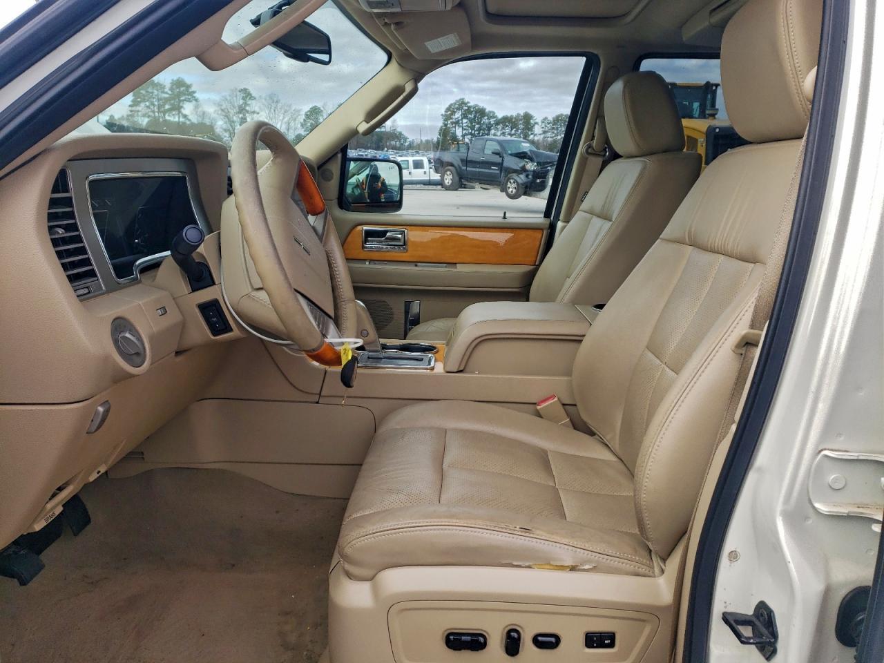 2008 LINCOLN Navigator