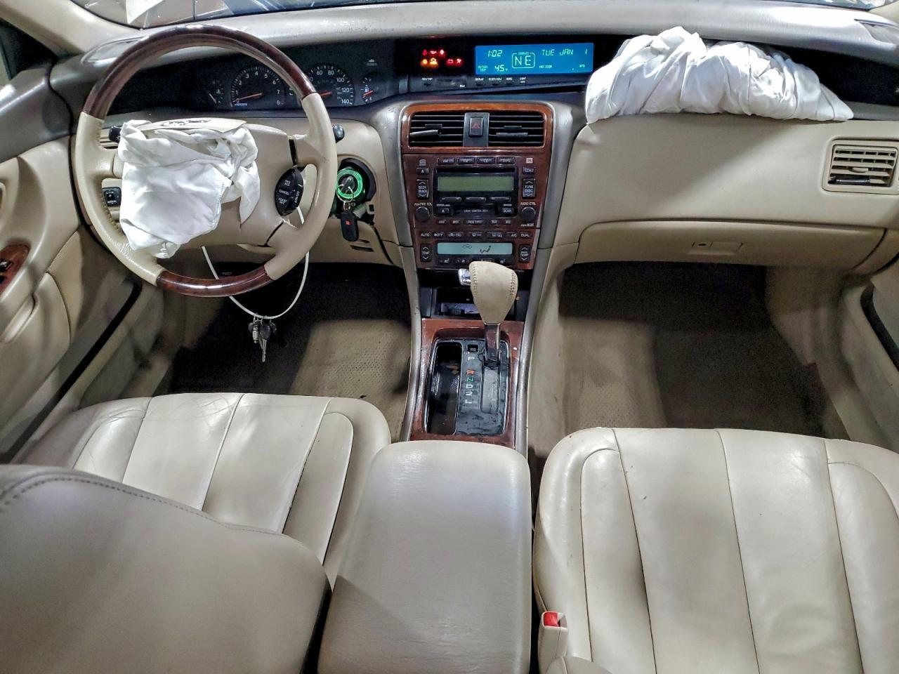 2004 TOYOTA Avalon