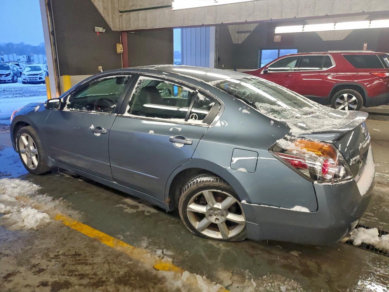 2010 NISSAN ALTIMA