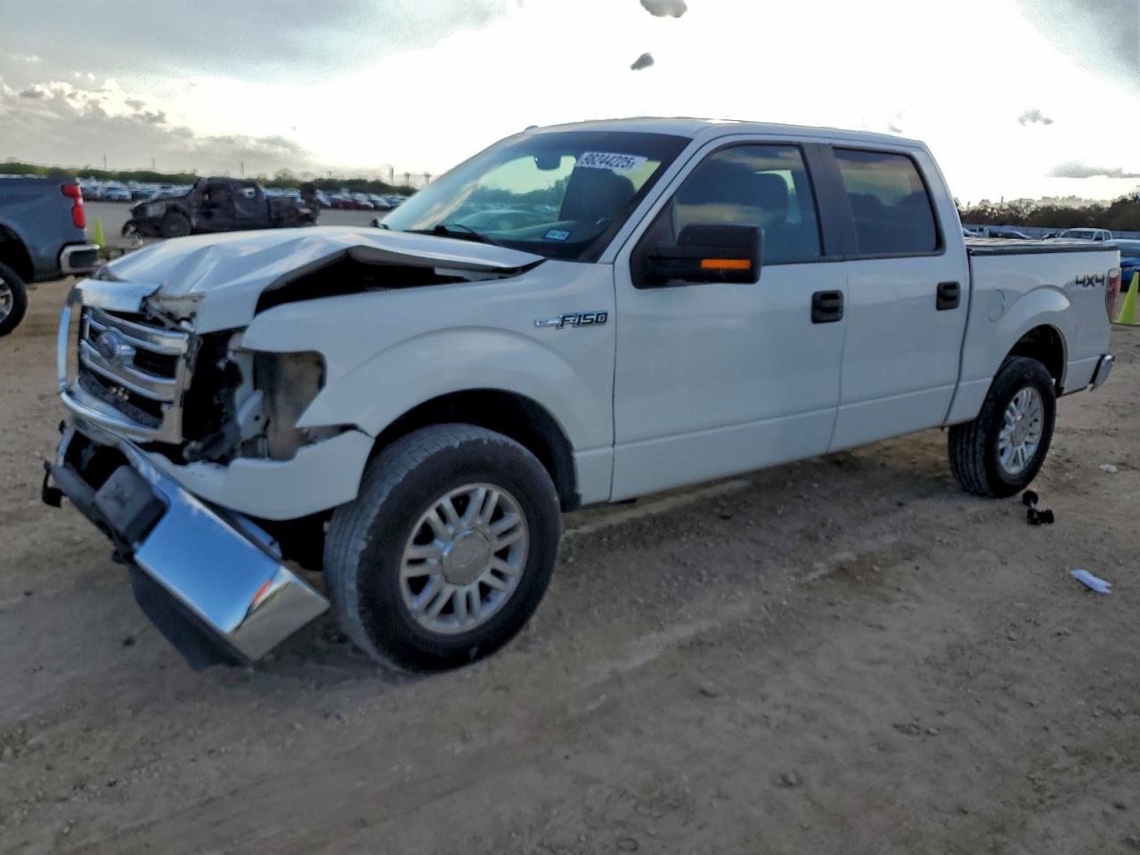 2013 FORD F-150