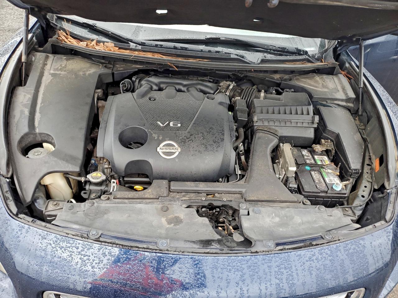 2011 NISSAN Maxima