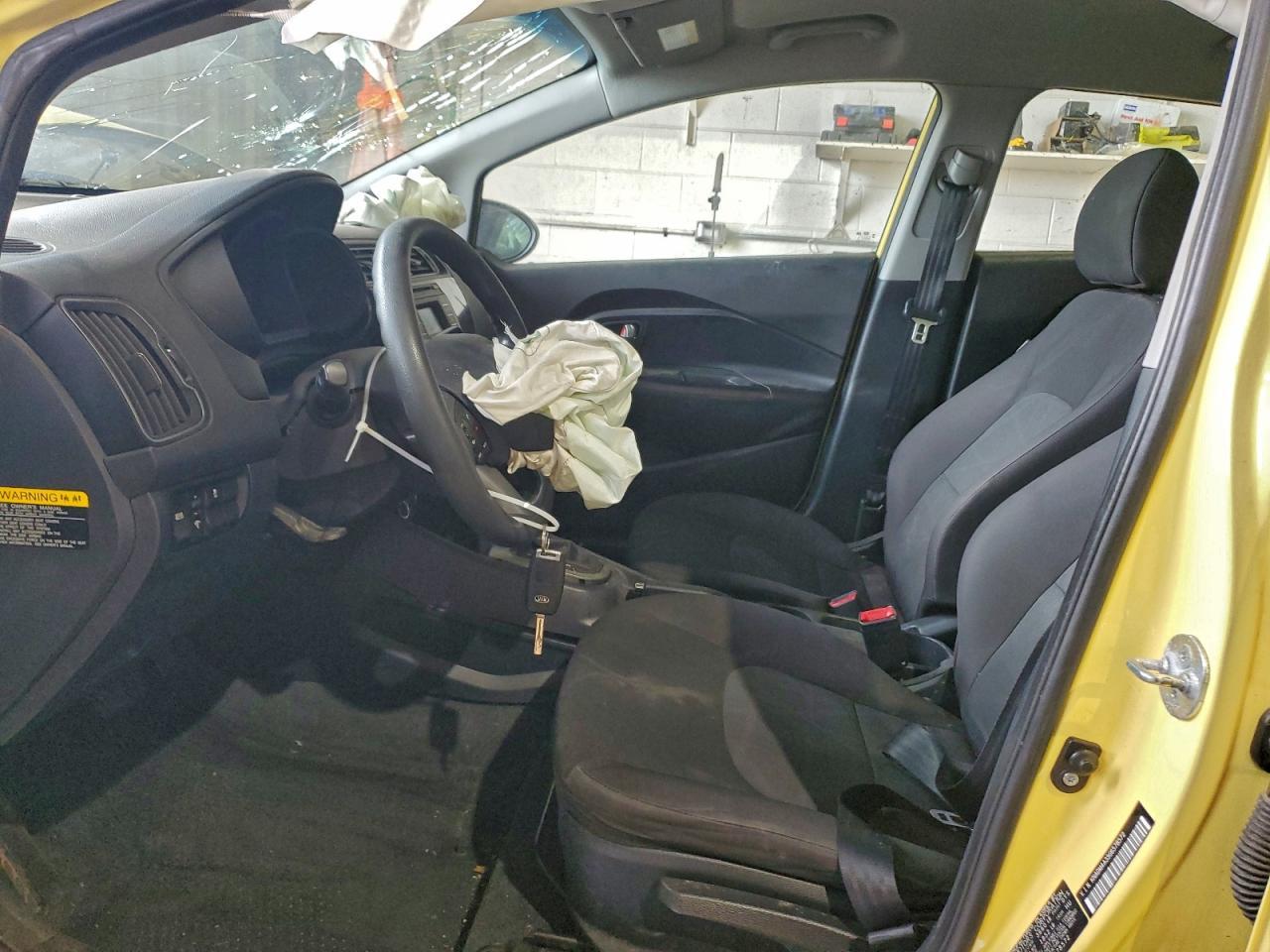 2016 KIA RIO